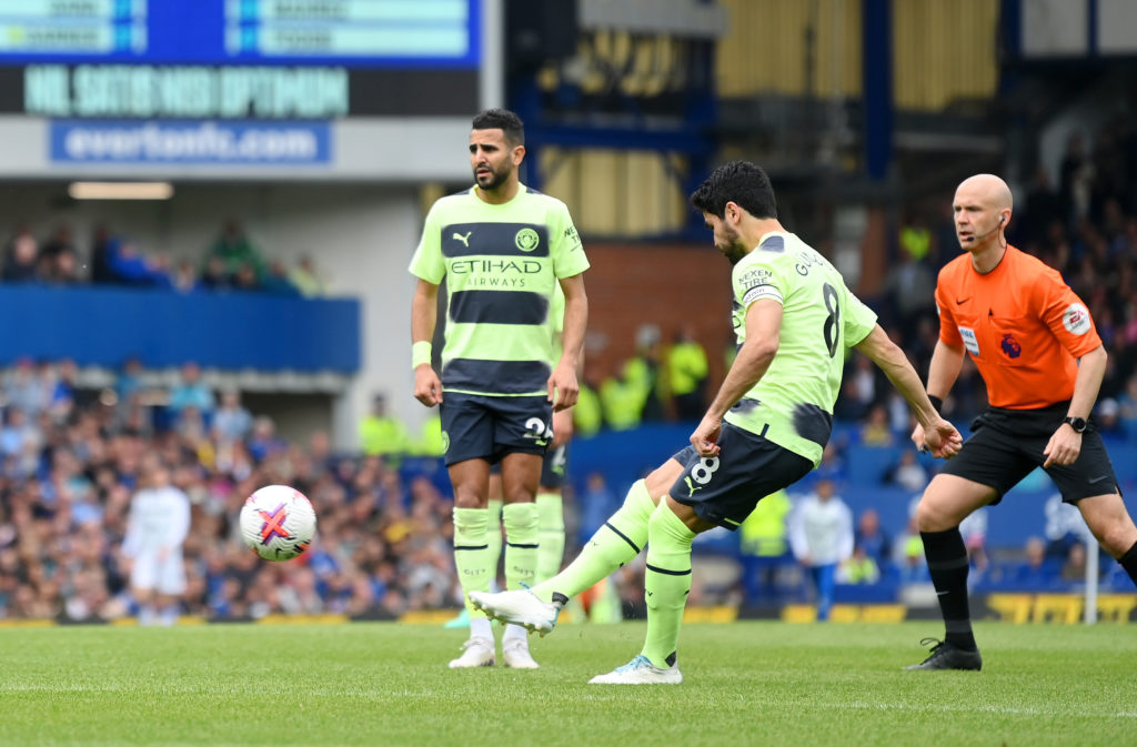 Everton FC v Manchester City - Premier League