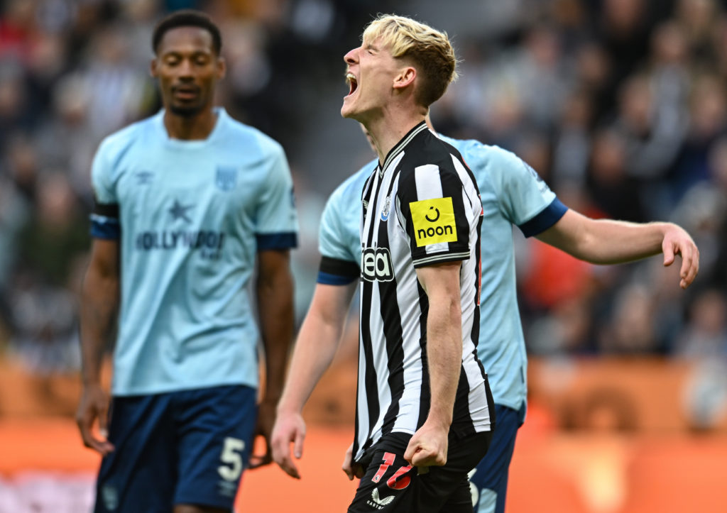 Newcastle United v Brentford FC - Premier League
