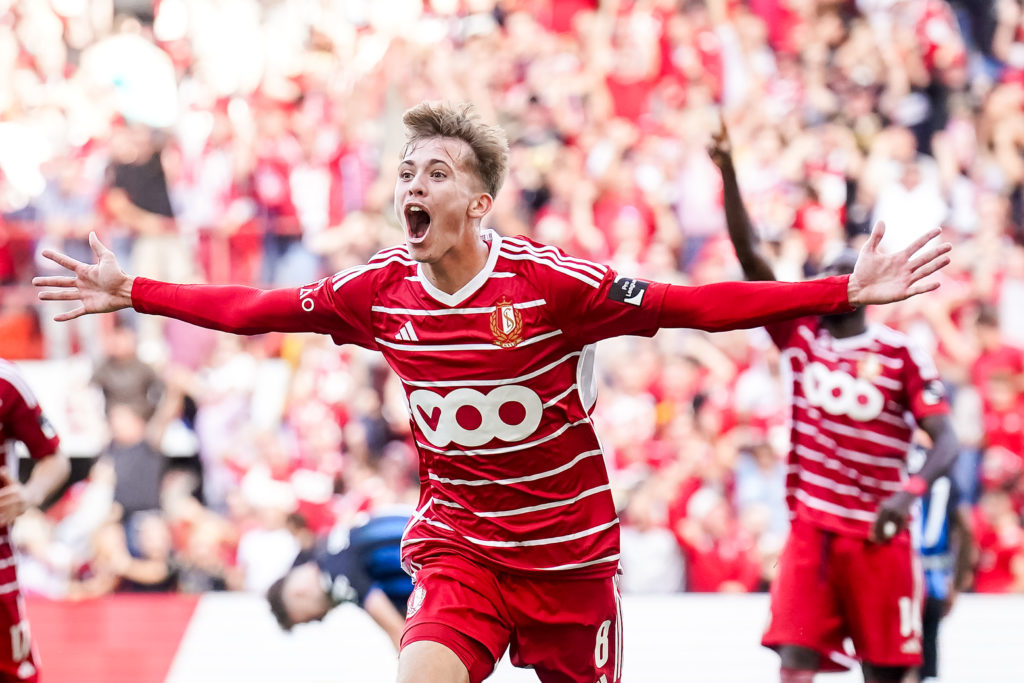 Isaac Price playing for Standard Liege.