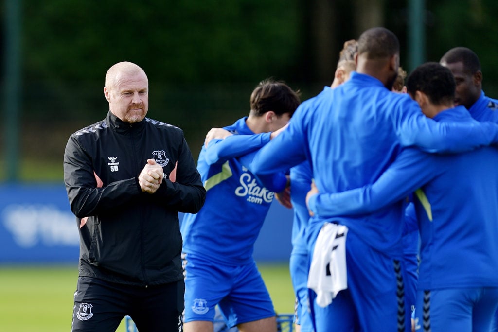 Everton manager Sean Dyche looks on in training amid Premier League calling for points deduction
