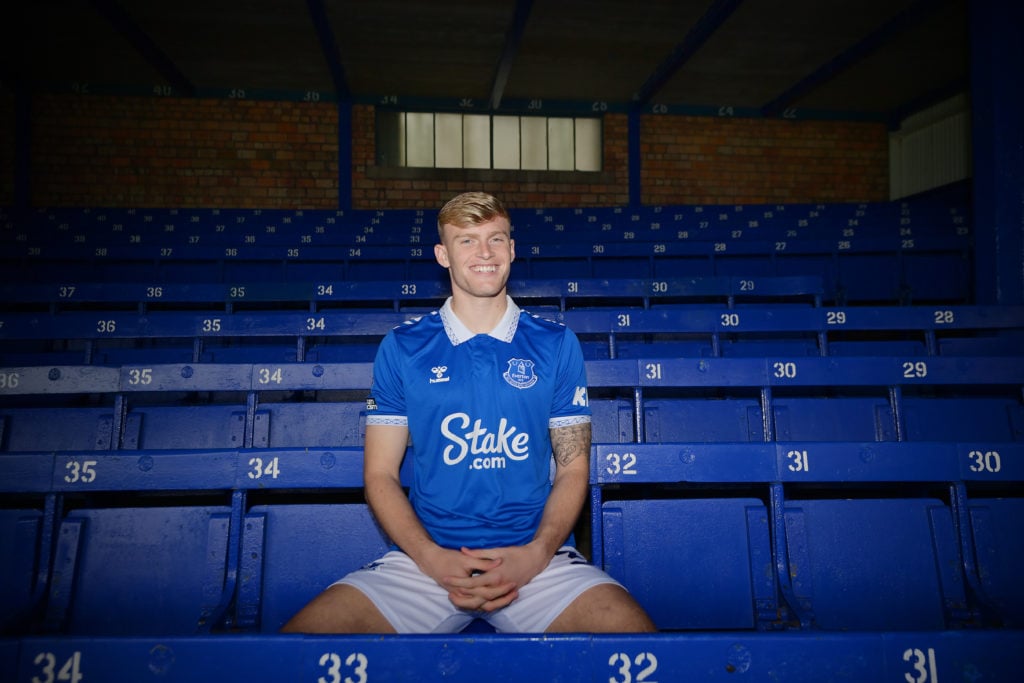 Jarrad Branthwaite Signs a New Contract at Everton
