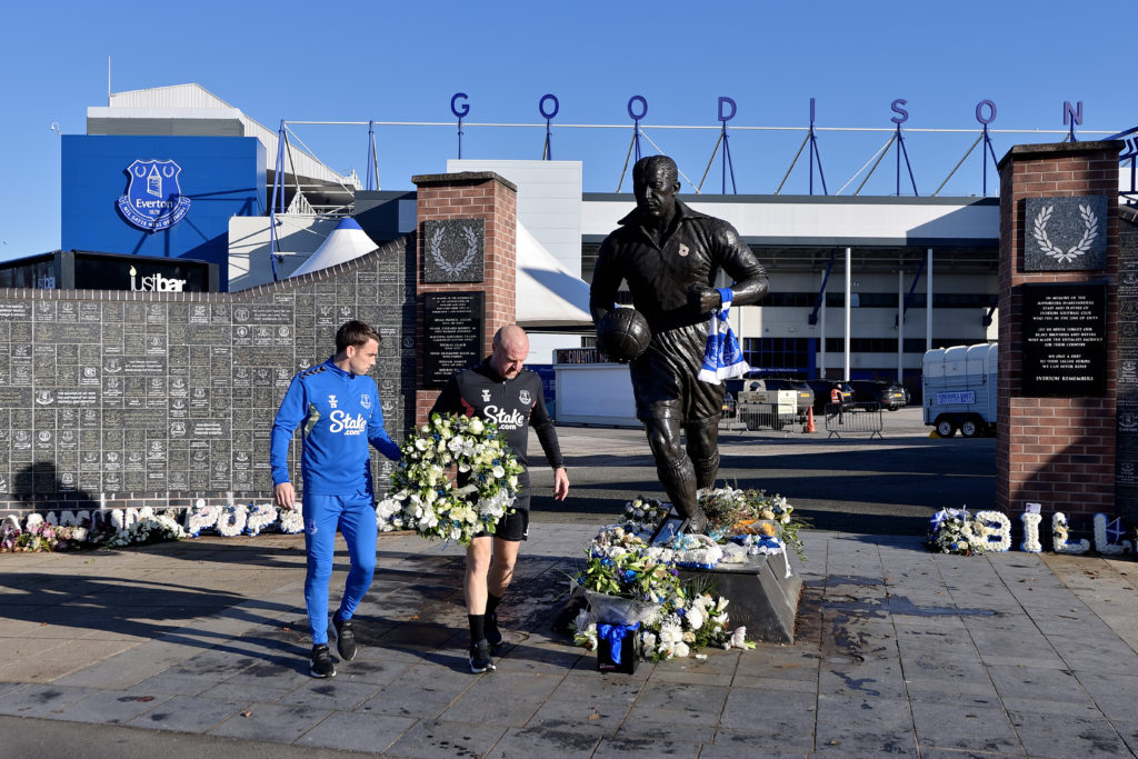 Seamus Coleman and Sean Dyche lay a Wreath in Memory of Everton Chairman Bill Kenwright