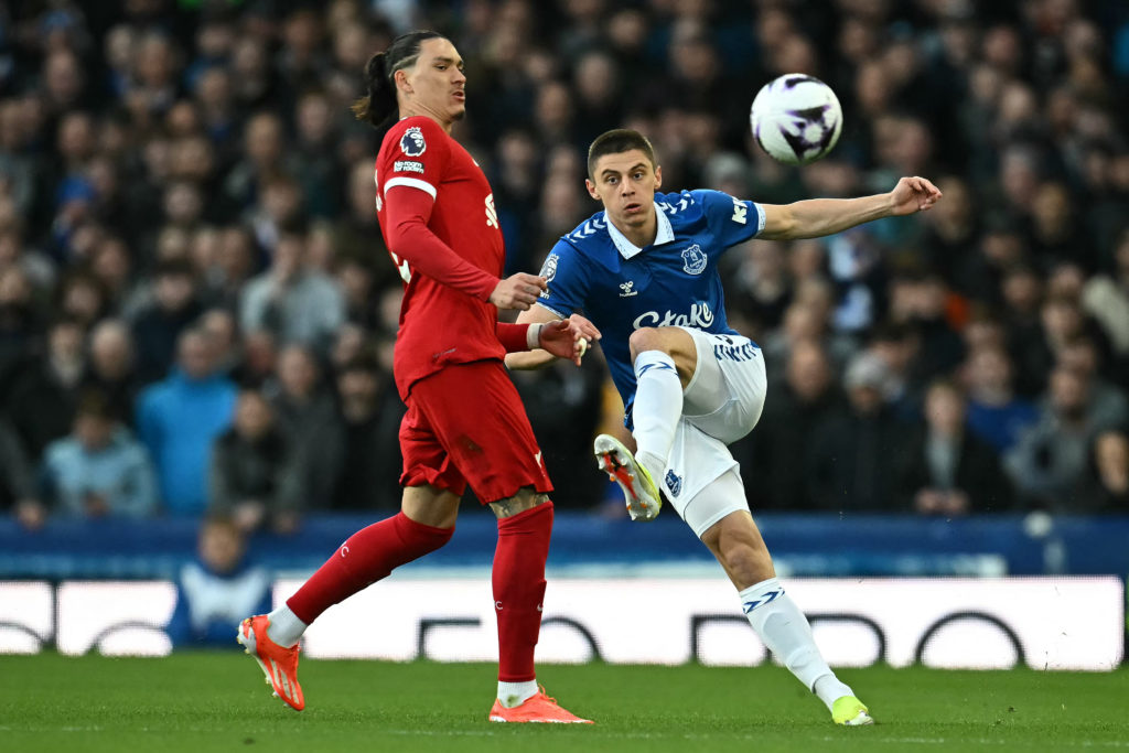 FBL-ENG-PR-EVERTON-LIVERPOOL