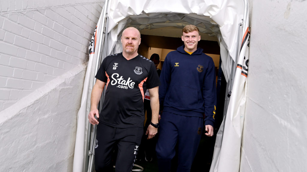 Luton Town v Everton FC - Premier League