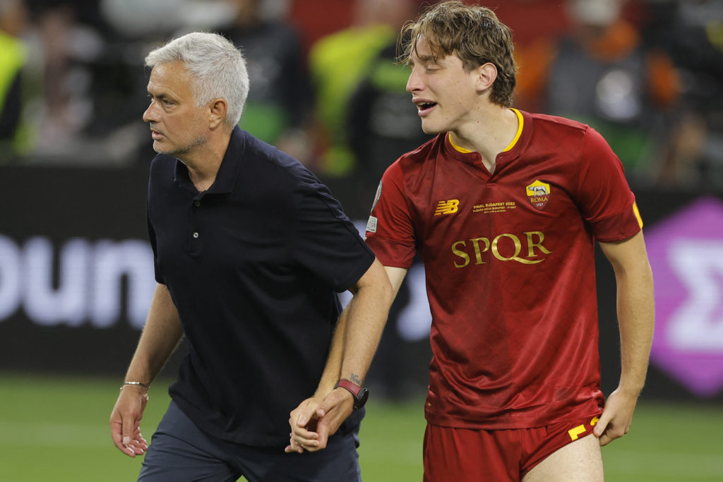 Jose Mourinho and Edoardo Bove.