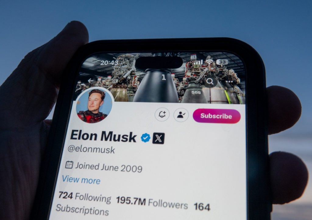 Elon Musk Publicly Endorses Donald Trump