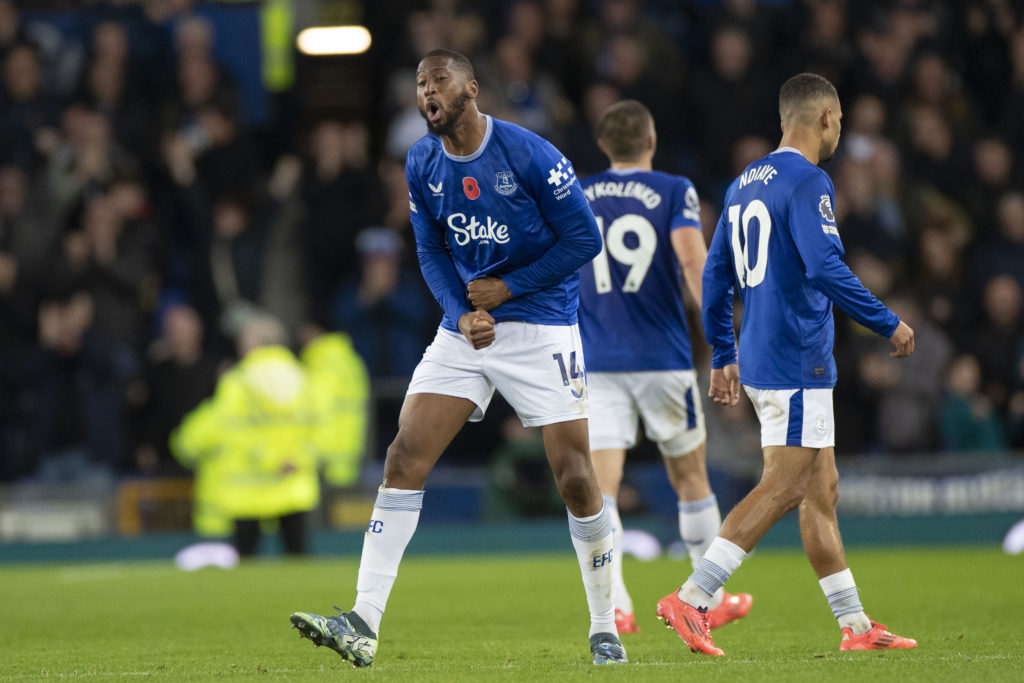 Everton FC v Fulham FC - Premier League