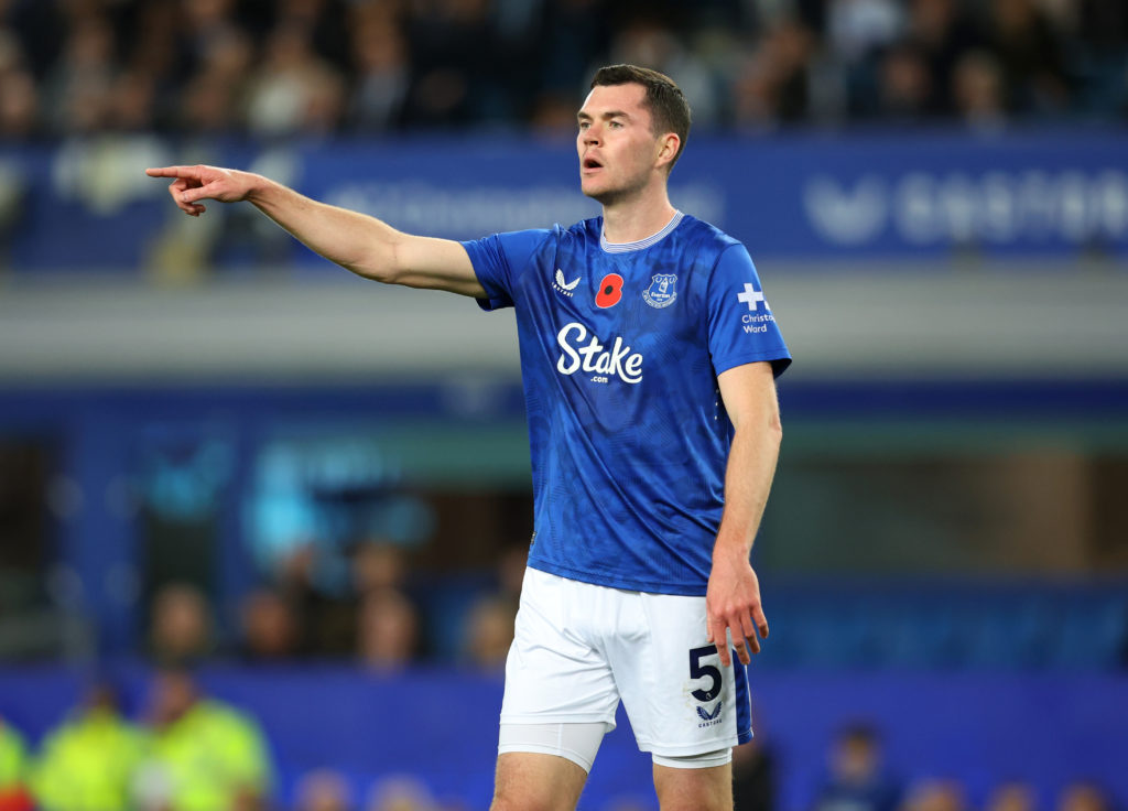 Everton FC v Fulham FC - Premier League
