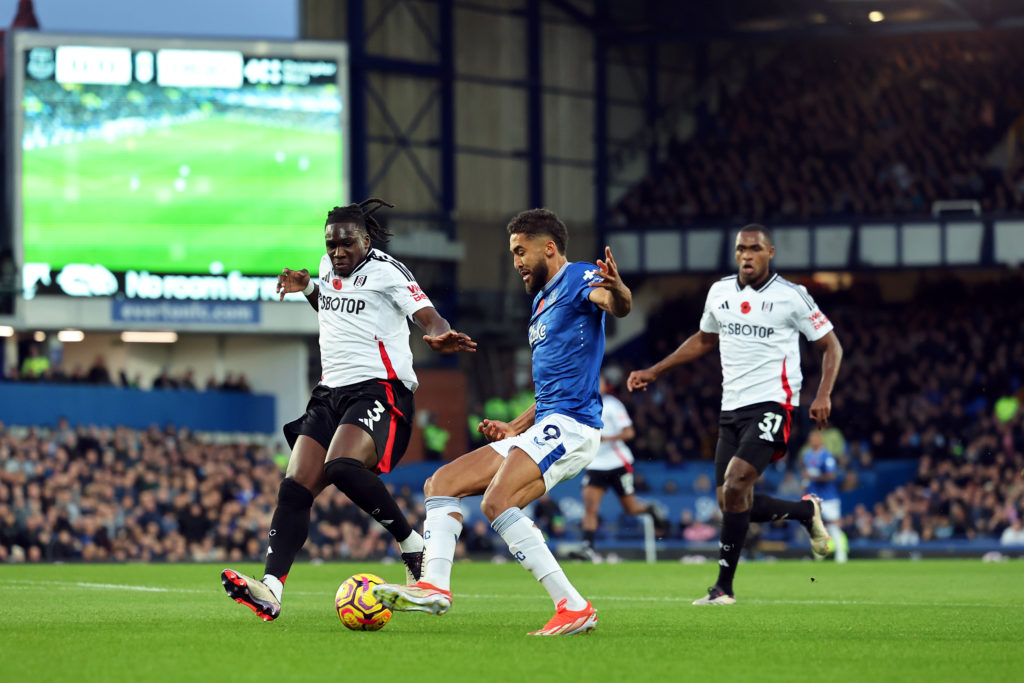 Everton FC v Fulham FC - Premier League