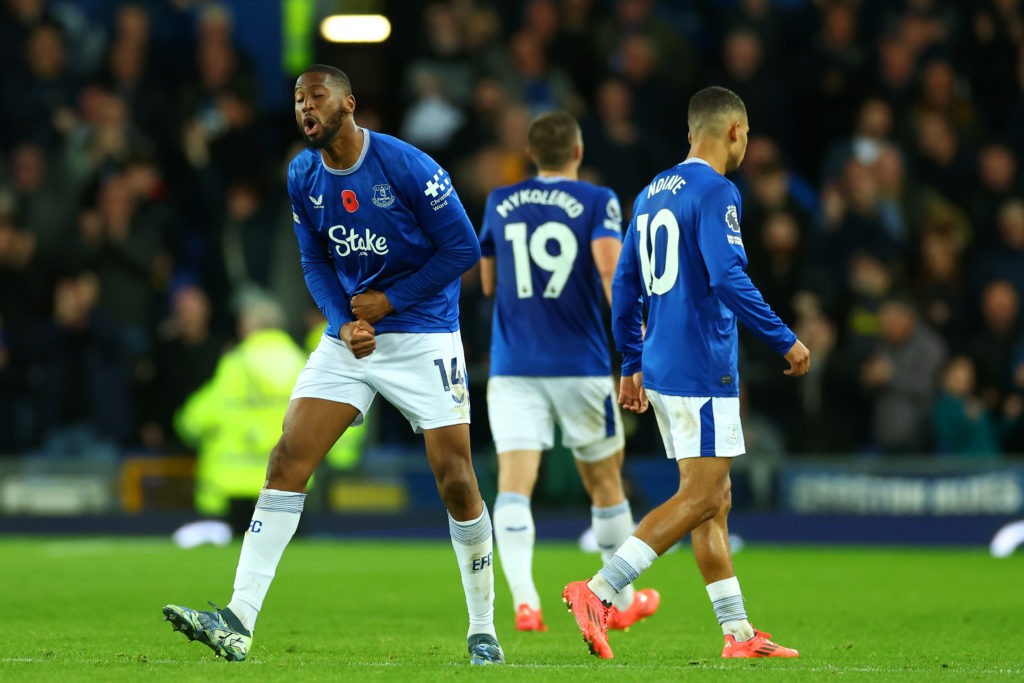 Everton FC v Fulham FC - Premier League