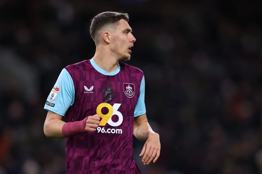 Burnley FC v Leeds United FC - Sky Bet Championship