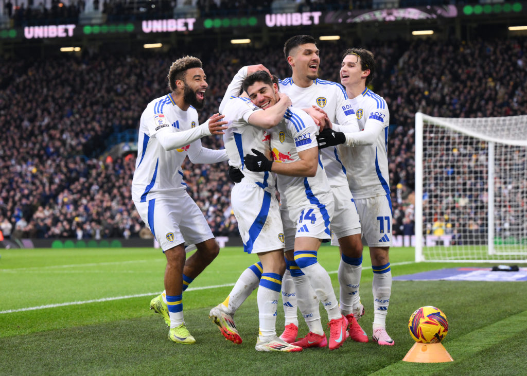 Leeds United FC v Cardiff City FC - Sky Bet Championship