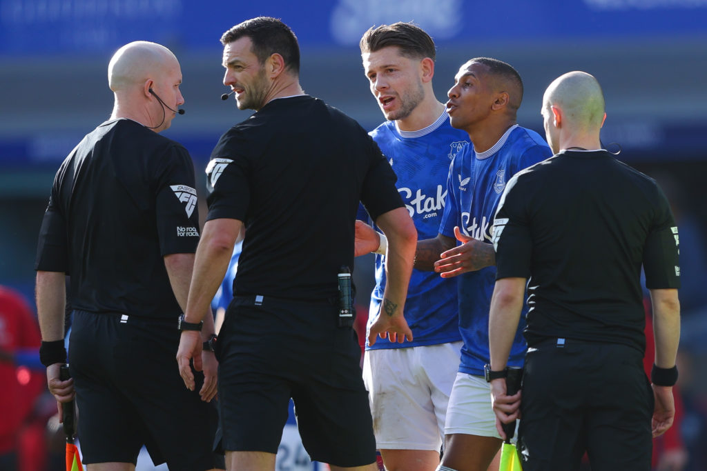 Everton FC v Manchester United FC - Premier League