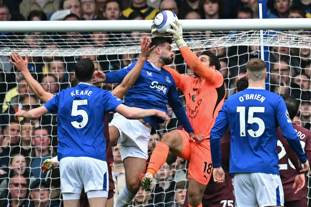 FBL-ENG-PR-EVERTON-MAN CITY
