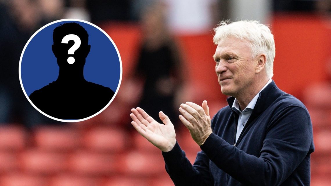 Everton's manager David Moyes applauds his side's travelling supporters at the end of the match during the Premier League match between Nottingham ...