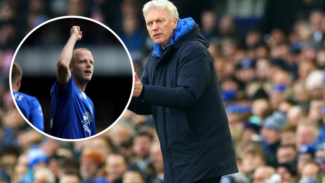 Everton boss David Moyes. Inset of former player Steven Naismith.