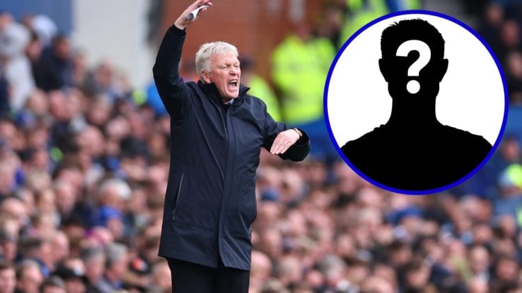 Everton manager David Moyes in 2025. Inset, EN Mystery player icon.