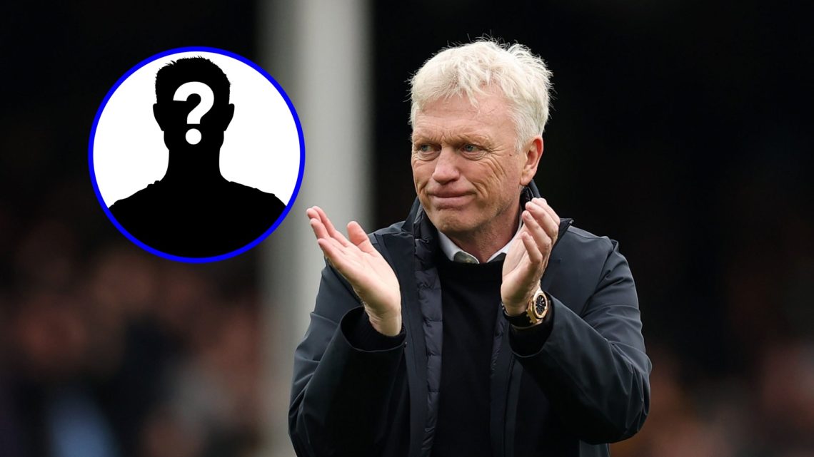 David Moyes claps the Everton fans after losing against Manchester City.