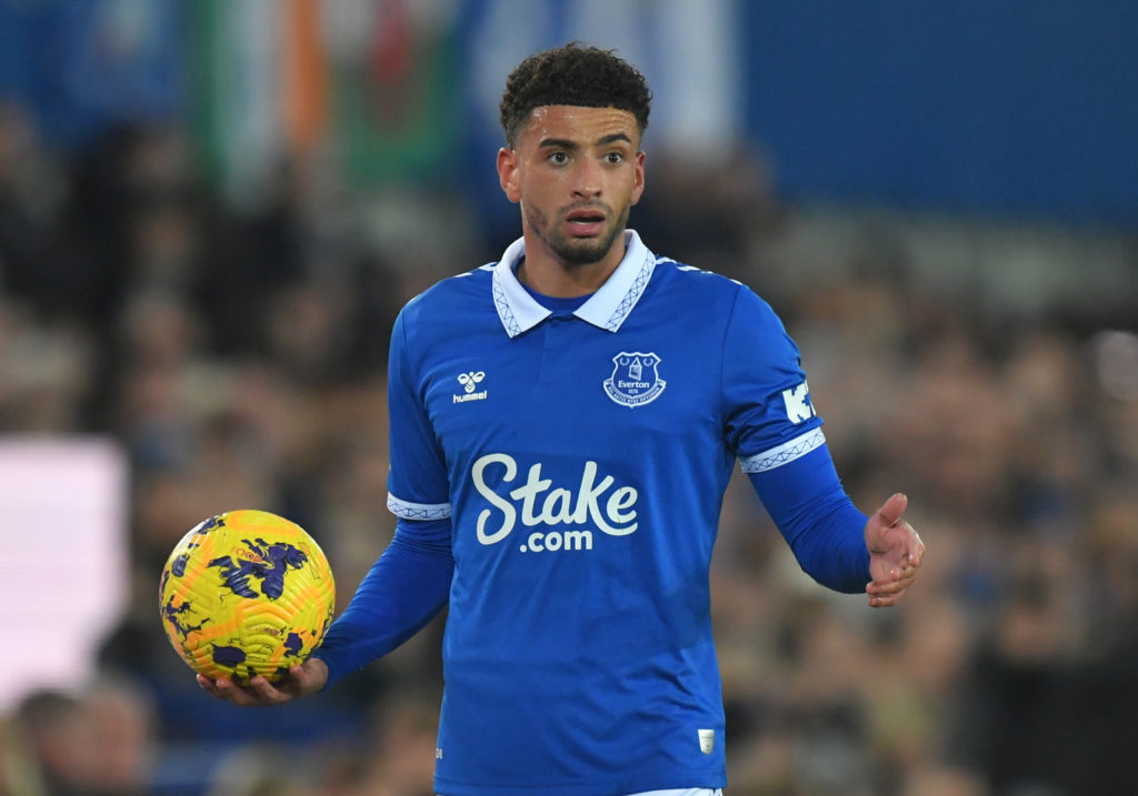 Ben Godfrey holds ball during Everton vs Crystal Palace.