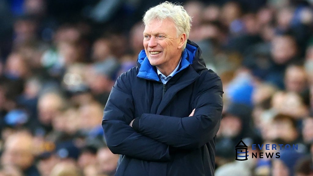 David Moyes watches on as Everton beat Leicester City in the Premier League.