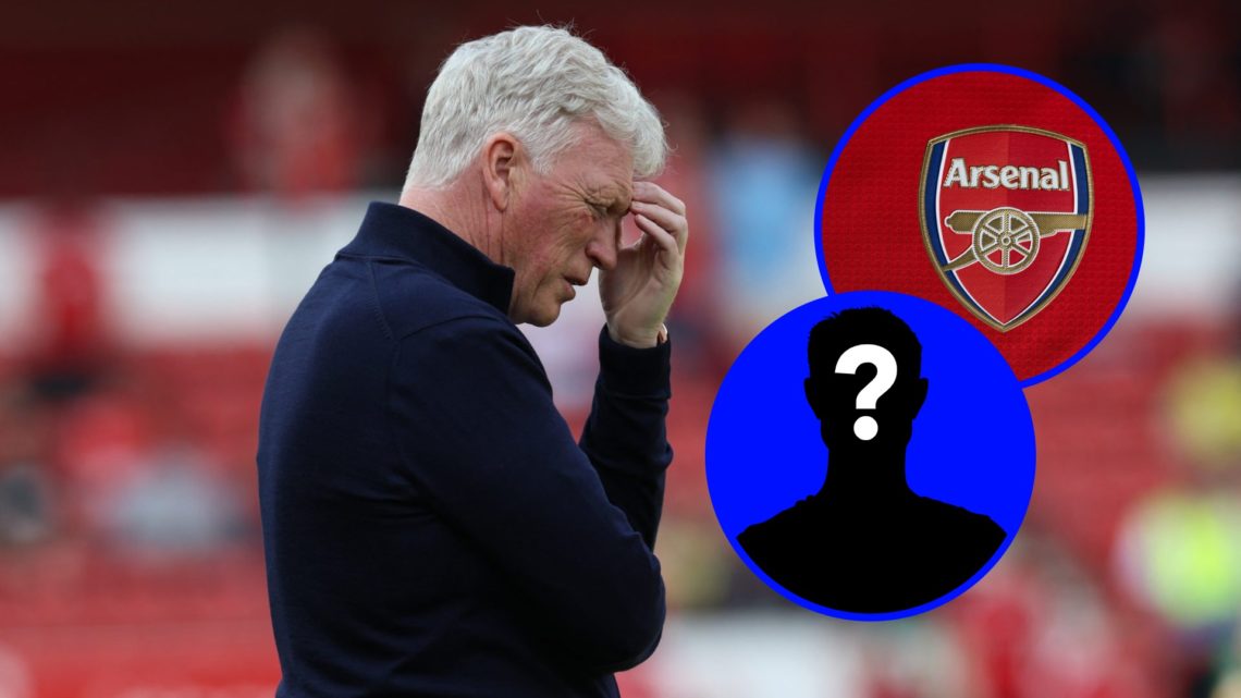 David Moyes with his head in his hands as Everton play Nottingham Forest.