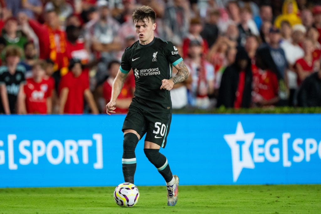 Ben Doak on the ball during Manchester United v Liverpool.