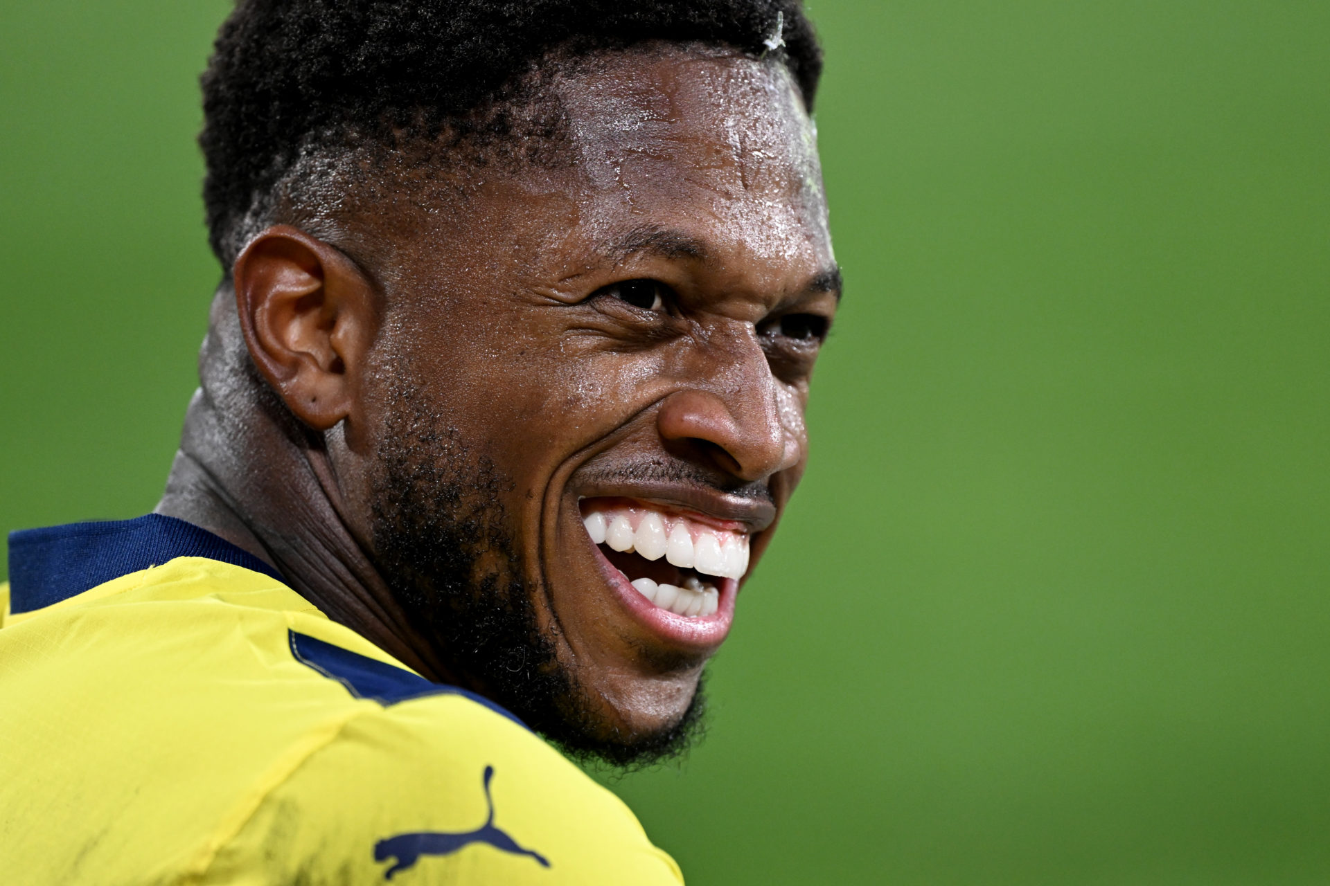 Fenerbahce midfielder Fred in action against Galatasaray.