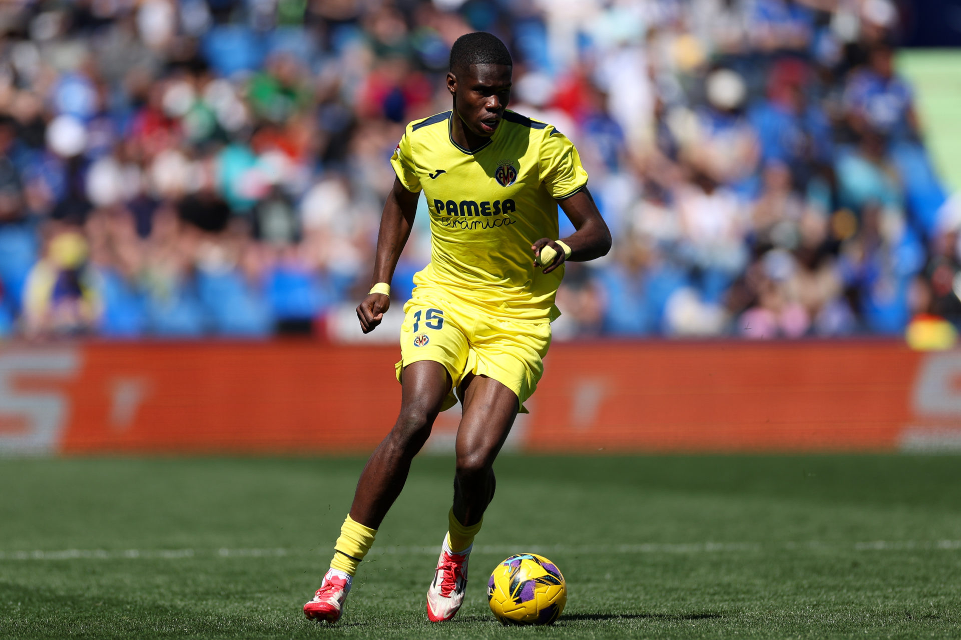 Villarreal striker Thierno Barry in action.