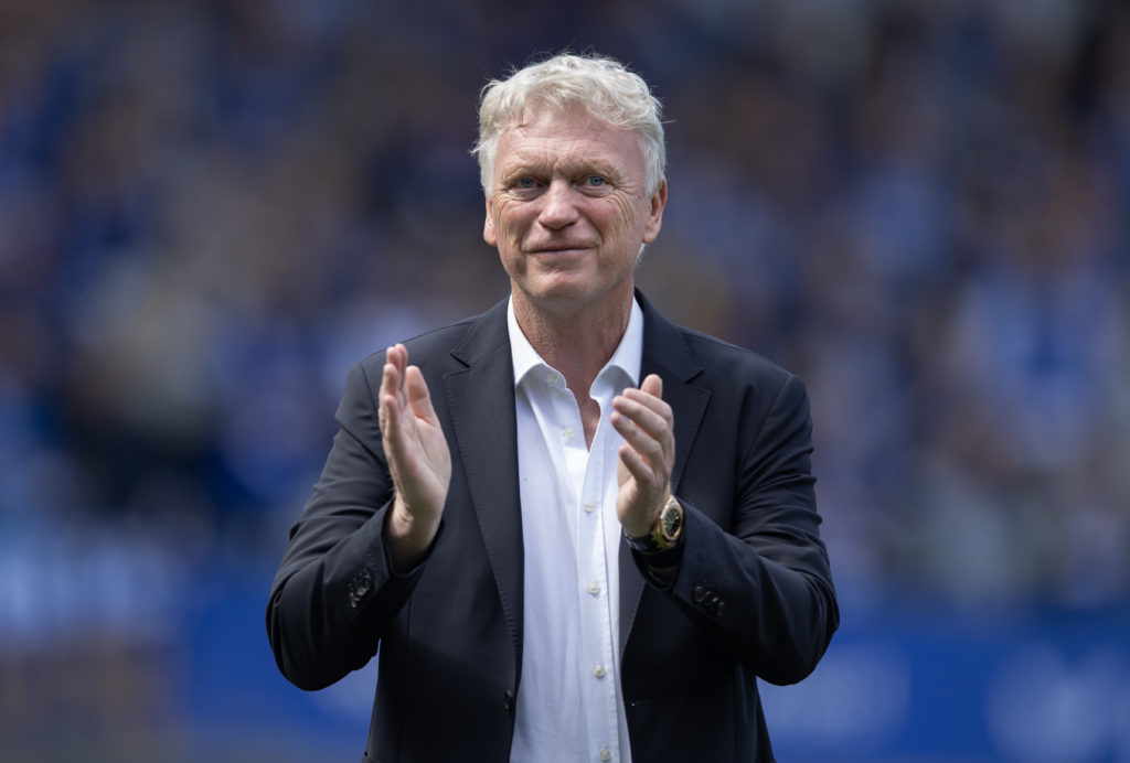 David Moyes applauds the fans.