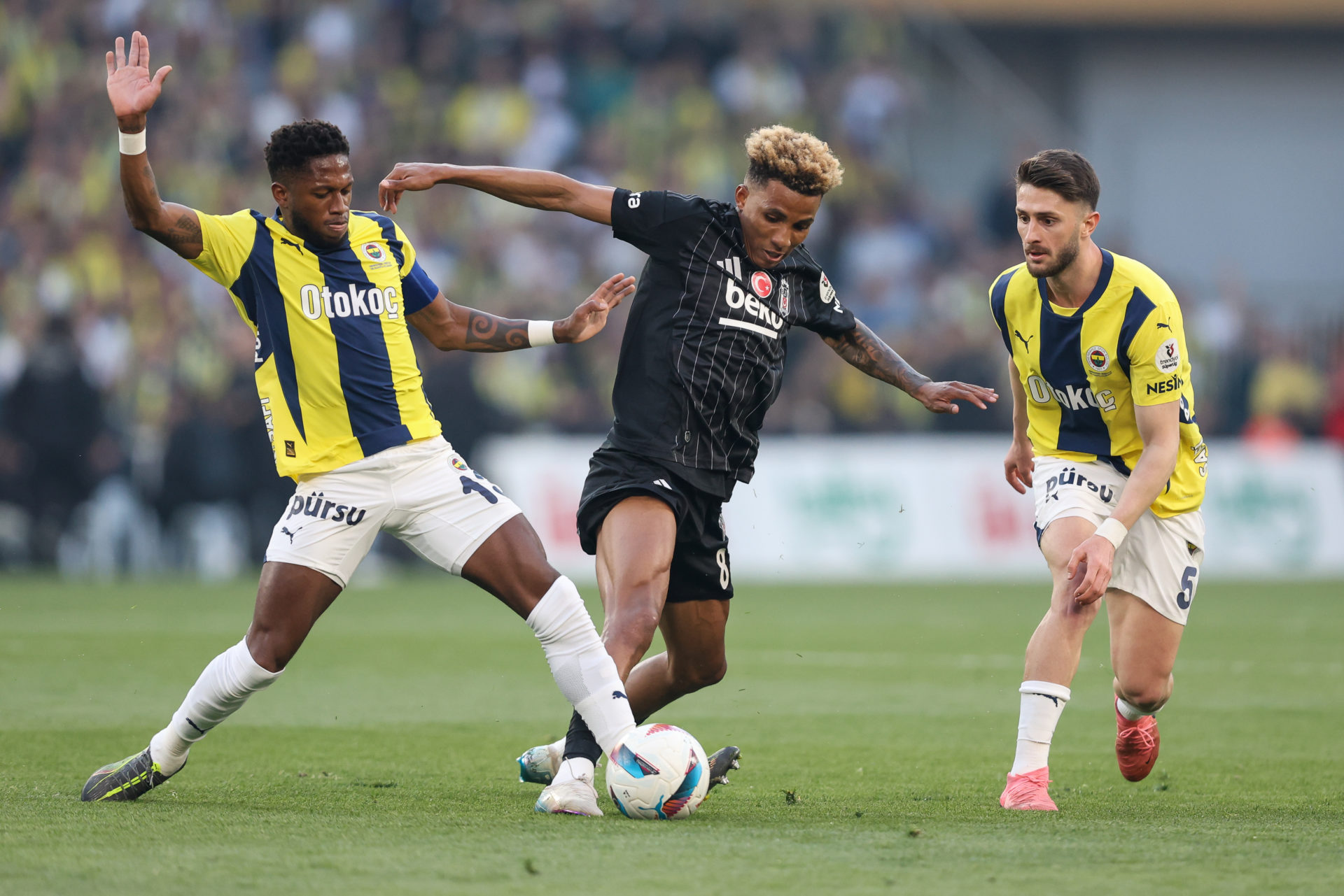 Fenerbahce midfielder Fred in action against Besiktas.