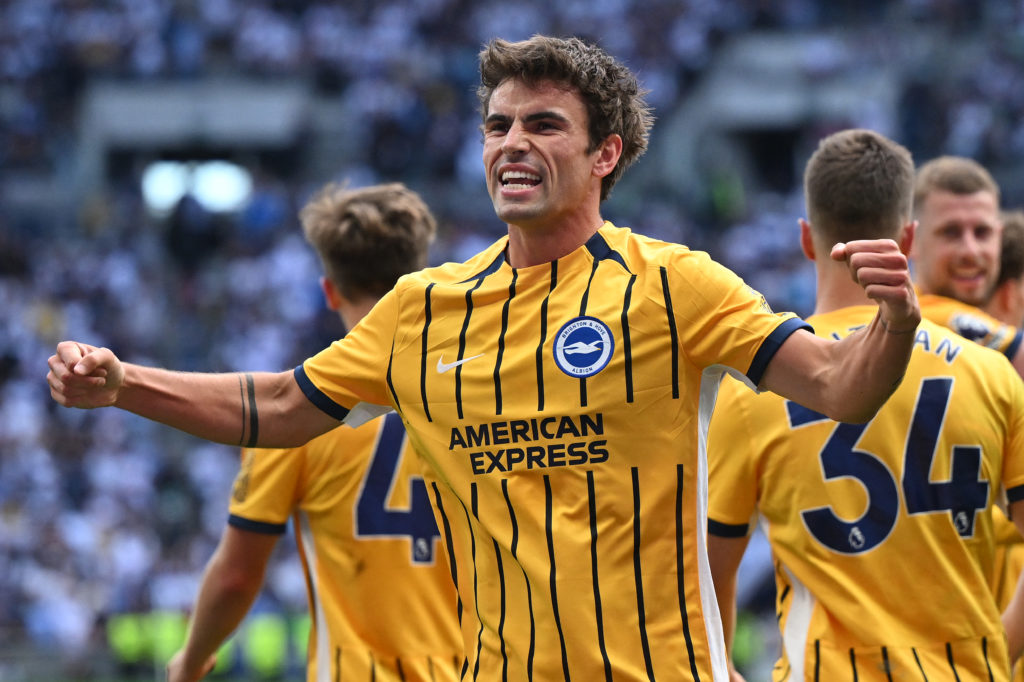 Matt O'Riley celebrates during Tottenham vs Brighton.