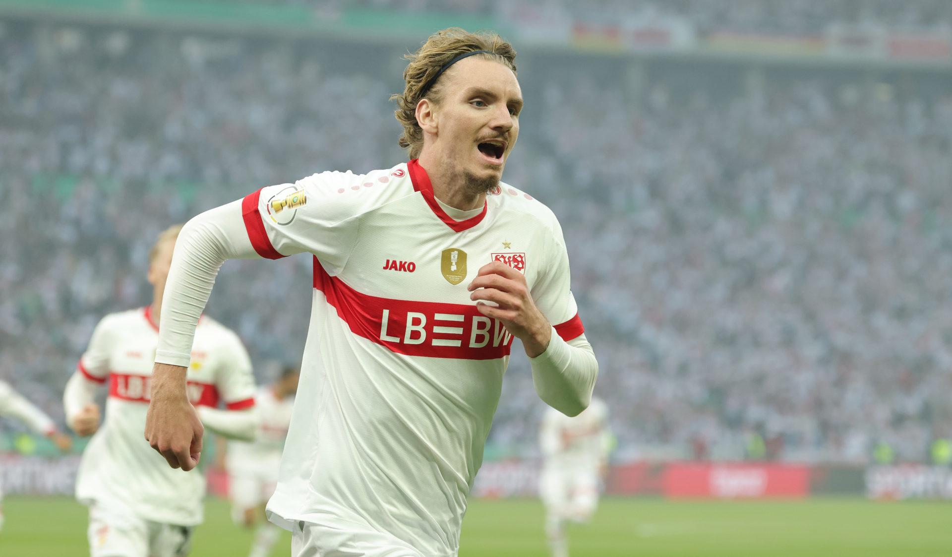 Stuttgart striker Nick Woltemade celebrating vs Arminia Bielefeld.