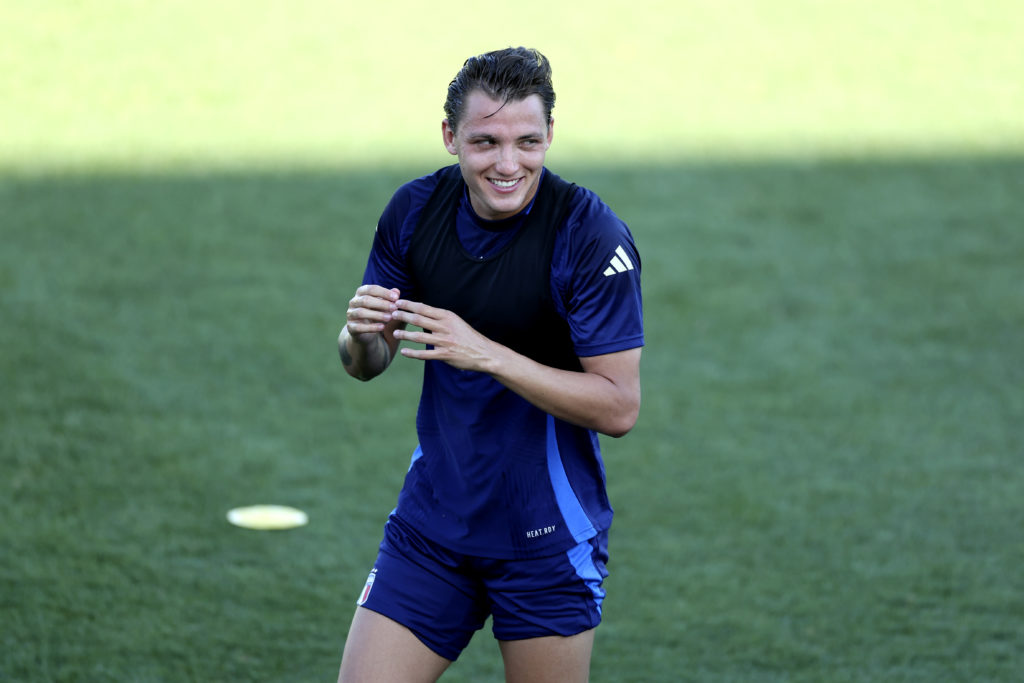 Mateo Retegui during Italy training