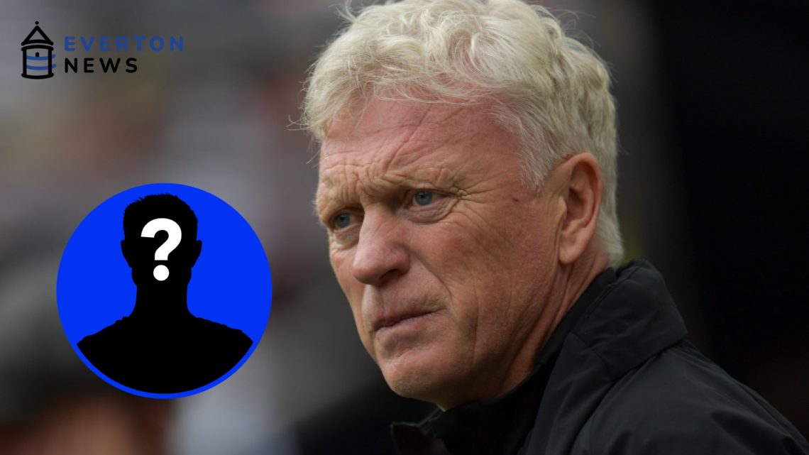 David Moyes looks on at his Everton players as they beat Newcastle United.
