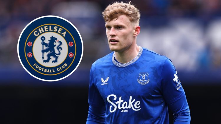 Everton defender Jarrad Branthwaite. Inset of Chelsea badge.