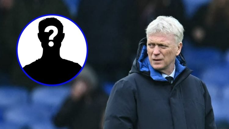 Everton manager David Moyes looks on (right), mystery player (left)