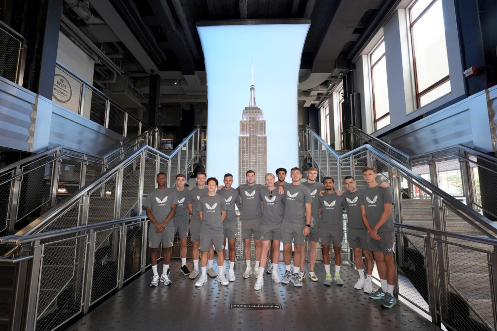 Everton F.C. Visits the Empire State Building