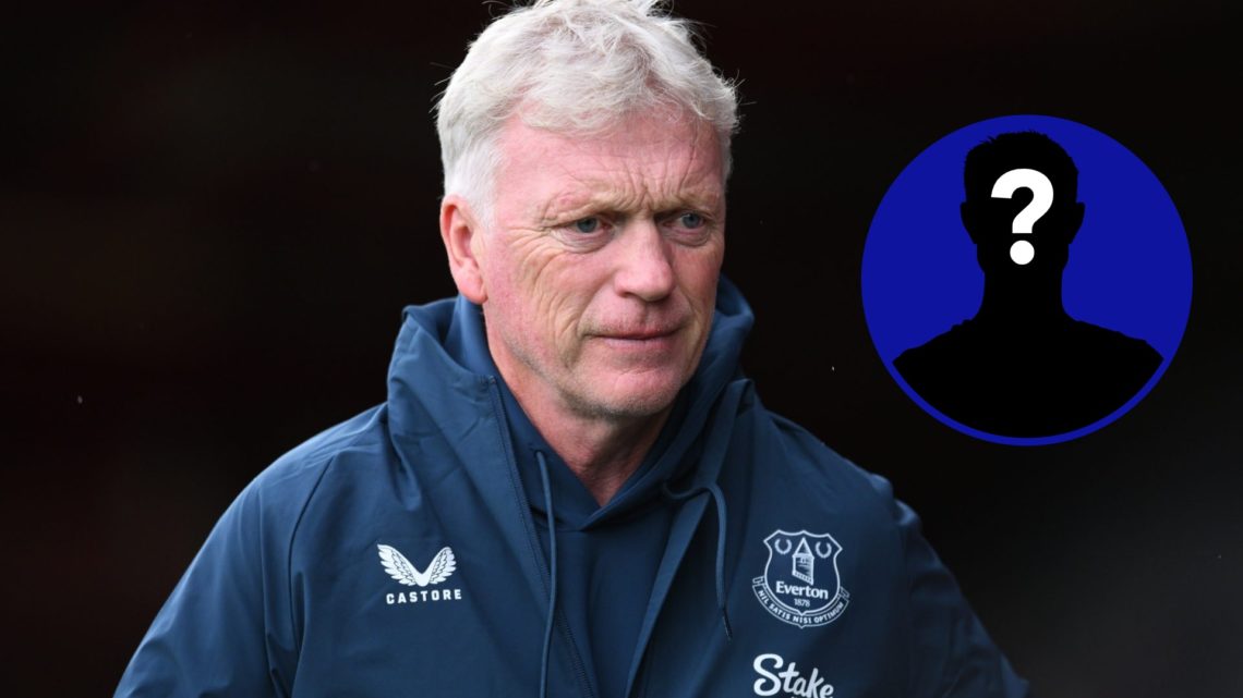 David Moyes looks on during Everton's pre-season friendly against Accrington Stanley.