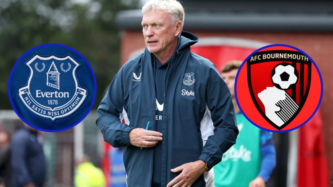David Moyes walks out ahead of Accrington Stanley vs Everton at the Wham Stadium.