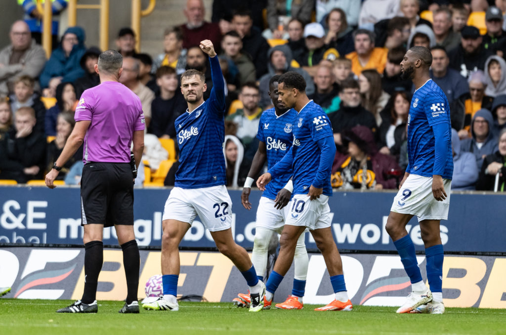 Wolverhampton Wanderers v Everton - Premier League