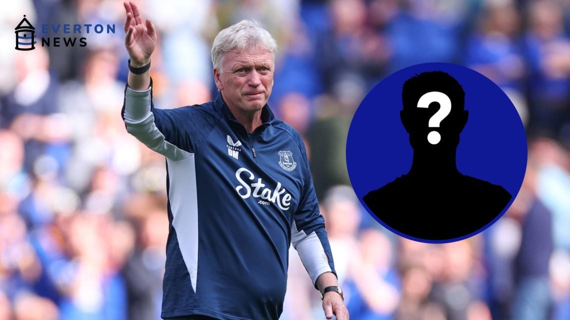 David Moyes waves to the Everton fans during their friendly against AS Roma.