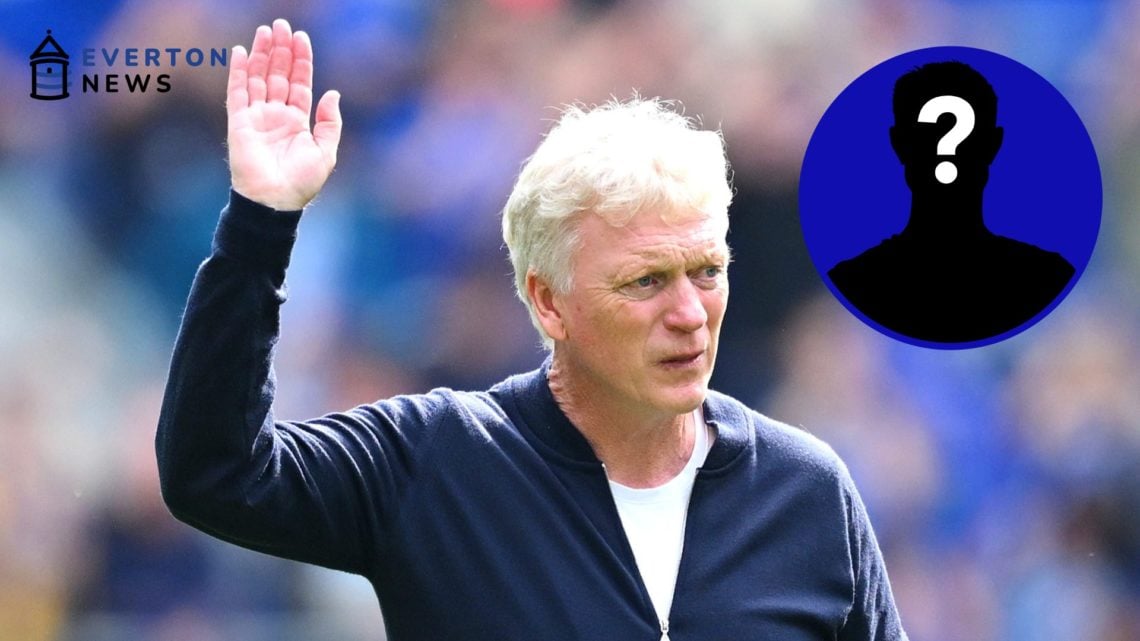 David Moyes waves to the Everton fans before their game at the Hill Dickinson Stadium vs Brighton & Hove Albion.
