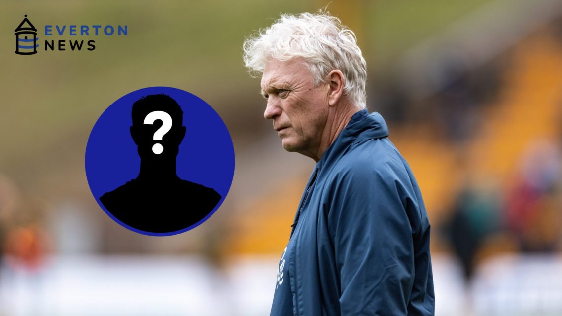 David Moyes looks on at Molineux during Everton's win against Wolves.