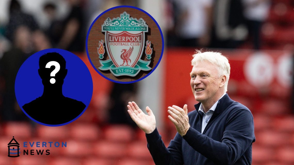 David Moyes applauds the Everton fans following their victory away to Nottingham Forest.