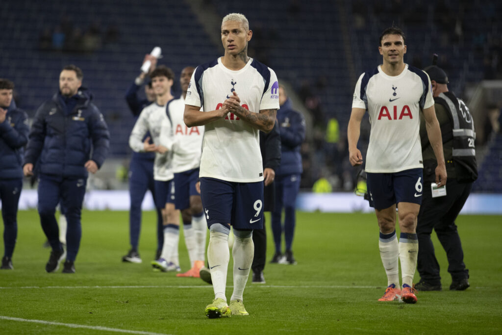 Everton v Tottenham Hotspur - Premier League