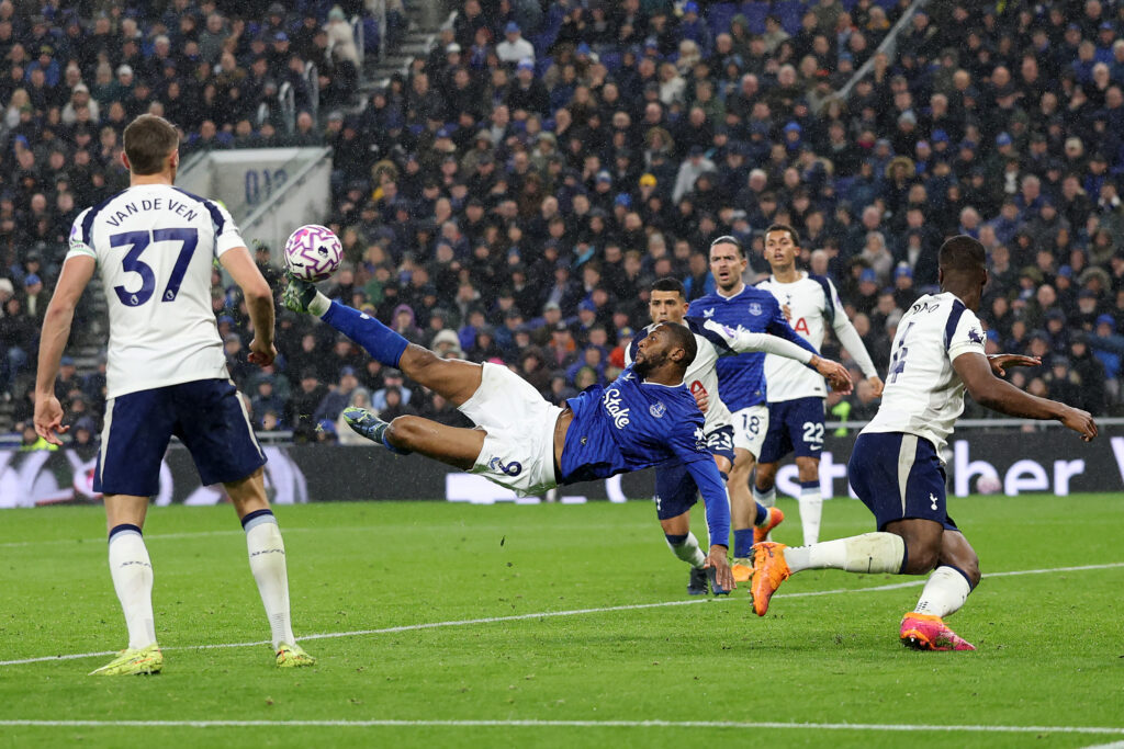 Everton v Tottenham Hotspur - Premier League