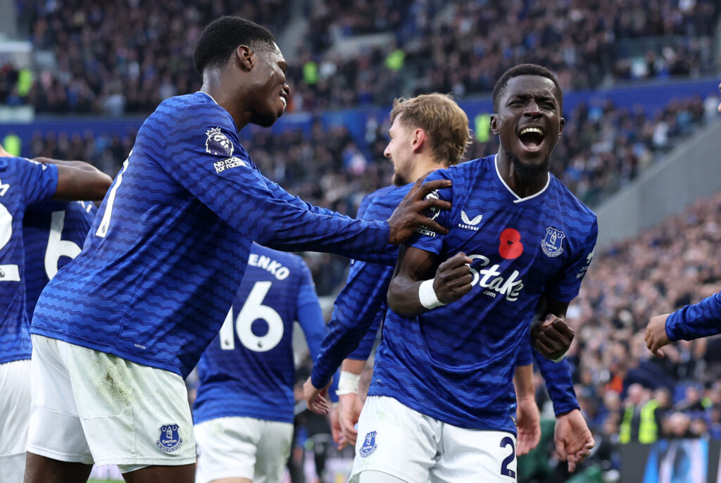 Everton v Fulham - Premier League