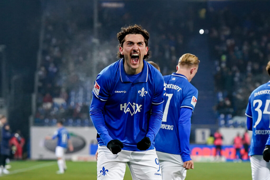 Fraser Hornby celebrates for Darmstadt 98.