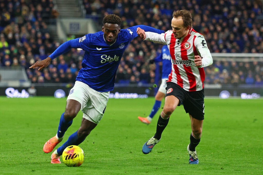 Tim Iroegbunam on the ball for Everton.