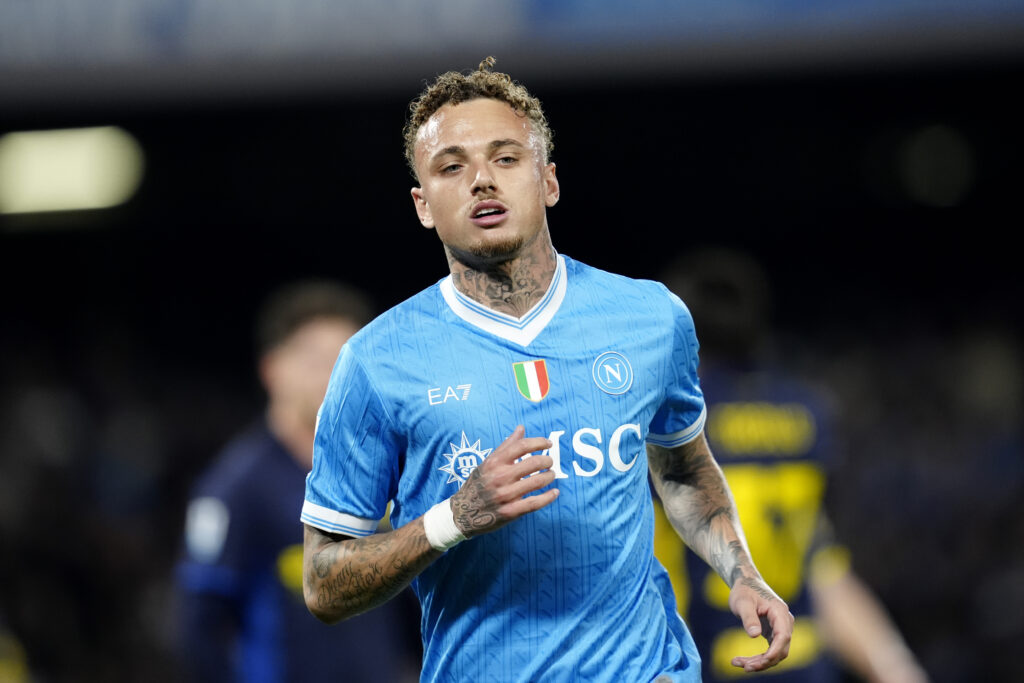 Noa Lang playing for Napoli.